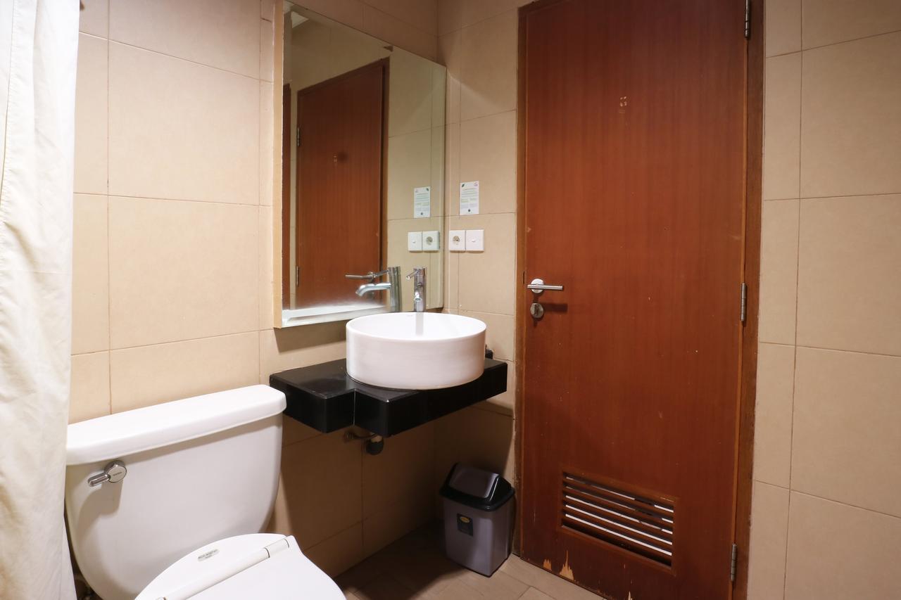 Hotel Blue Pacific Jakarta Exterior photo